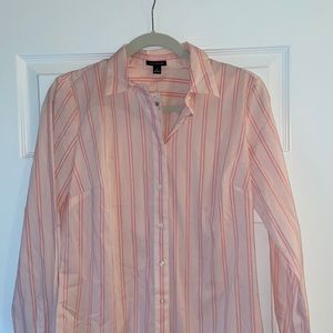 Ann Taylor Button Down Shirt *New with Tag*